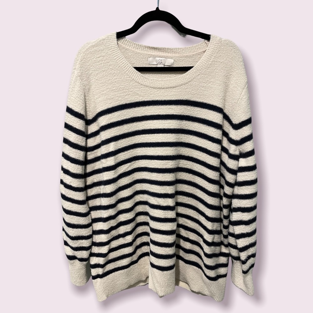 Loft Plus cream & black striped sweater 20/22